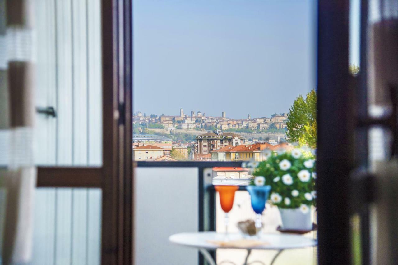 Chic Panoramic Apartment Бергамо Екстериор снимка
