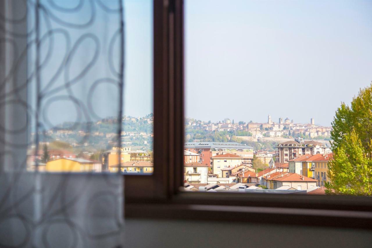 Chic Panoramic Apartment Бергамо Екстериор снимка